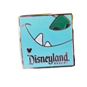 Disneyland Sully Trading Pin Monster Inc Pixar Chin Lapel Pin Brooch Badge Pin